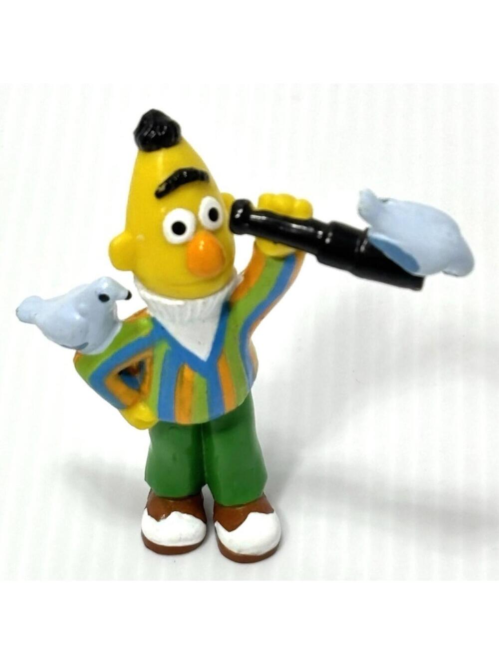 Sesame Street Bert PVC Figure Telescope Bird Pigeon Miniature Toy GUC Vintage